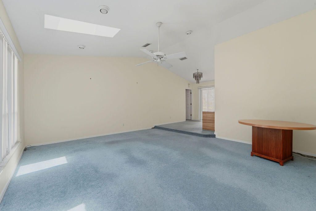 433 12th Street Se, Vero Beach, FL 32962 Photo