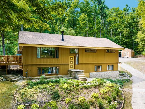 1548 Sunterra Trail, Boyne City, MI 49712