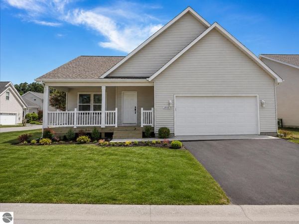 2839 Ruby Street, Traverse City, MI 49684