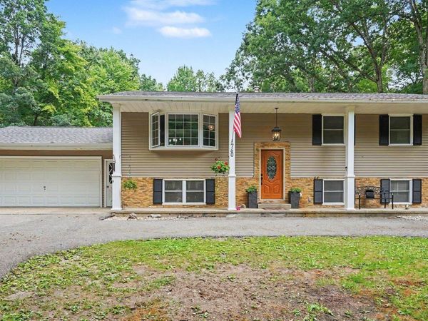 760 Hiawatha Drive, Mt Pleasant, MI 48858