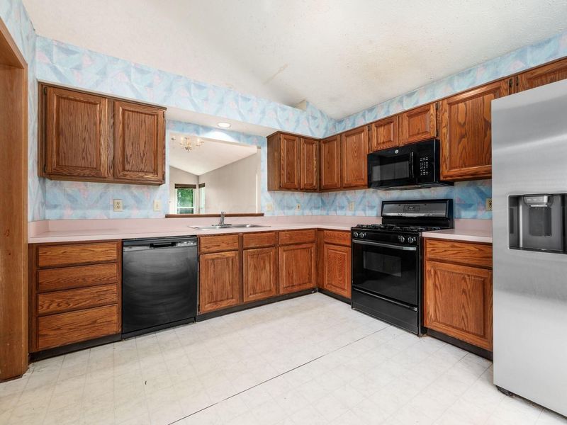 8774 Canoe Drive, Galloway, OH 43119 Photo 13