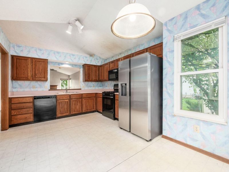 8774 Canoe Drive, Galloway, OH 43119 Photo 14