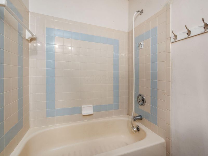8774 Canoe Drive, Galloway, OH 43119 Photo 22