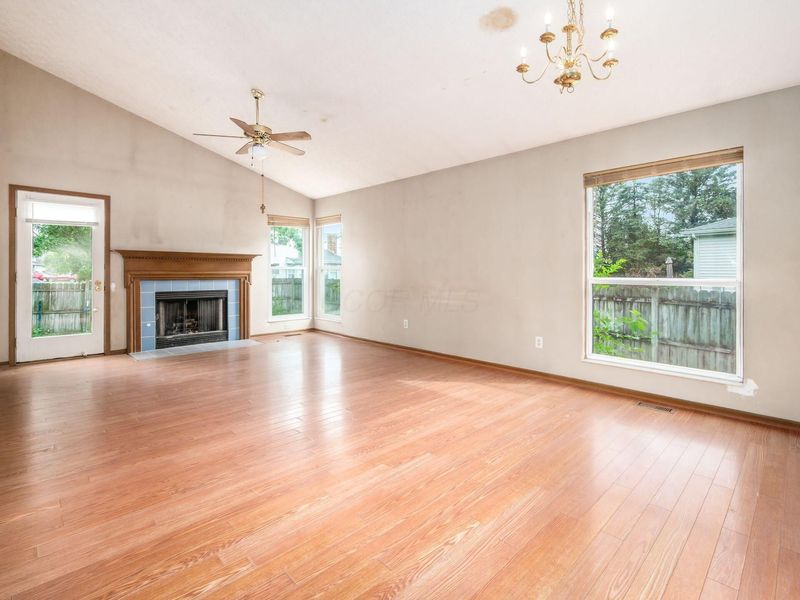 8774 Canoe Drive, Galloway, OH 43119 Photo 9