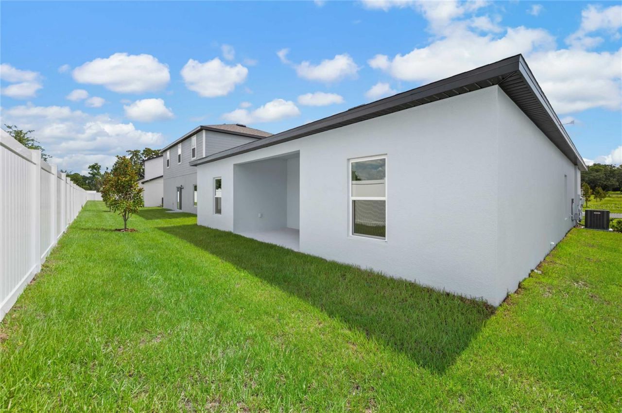 13284 Tula Loop, Astatula, FL 34705 Photo