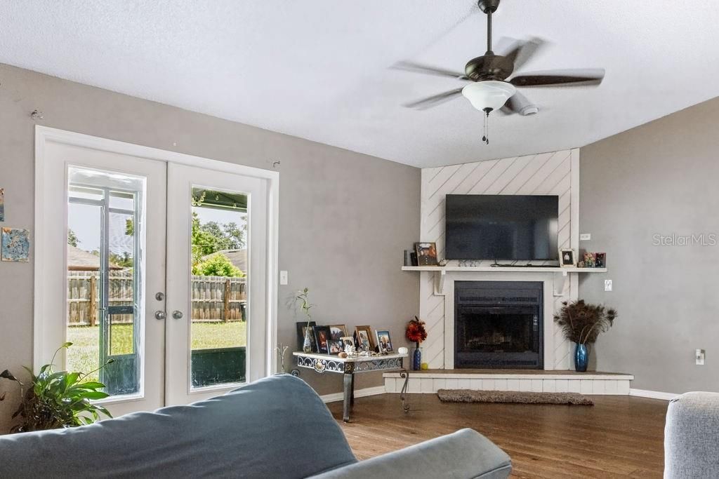 506 Mandy Street , Auburndale, FL 33823 Photo