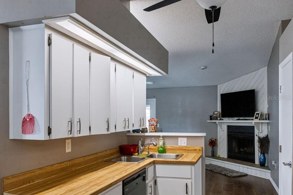 506 Mandy Street , Auburndale, FL 33823 Photo
