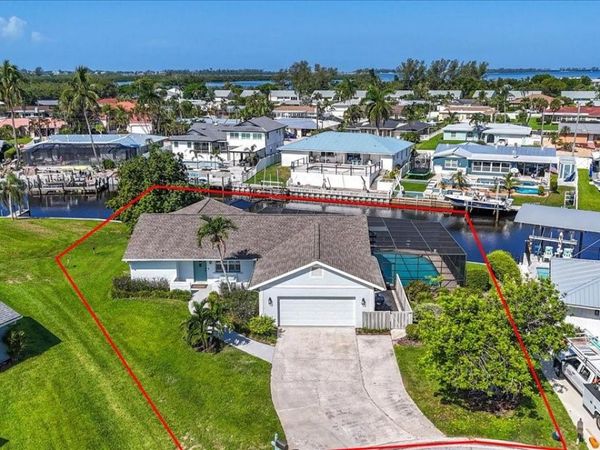 5016 MANGROVE POINT ROAD, BRADENTON, FL 34210