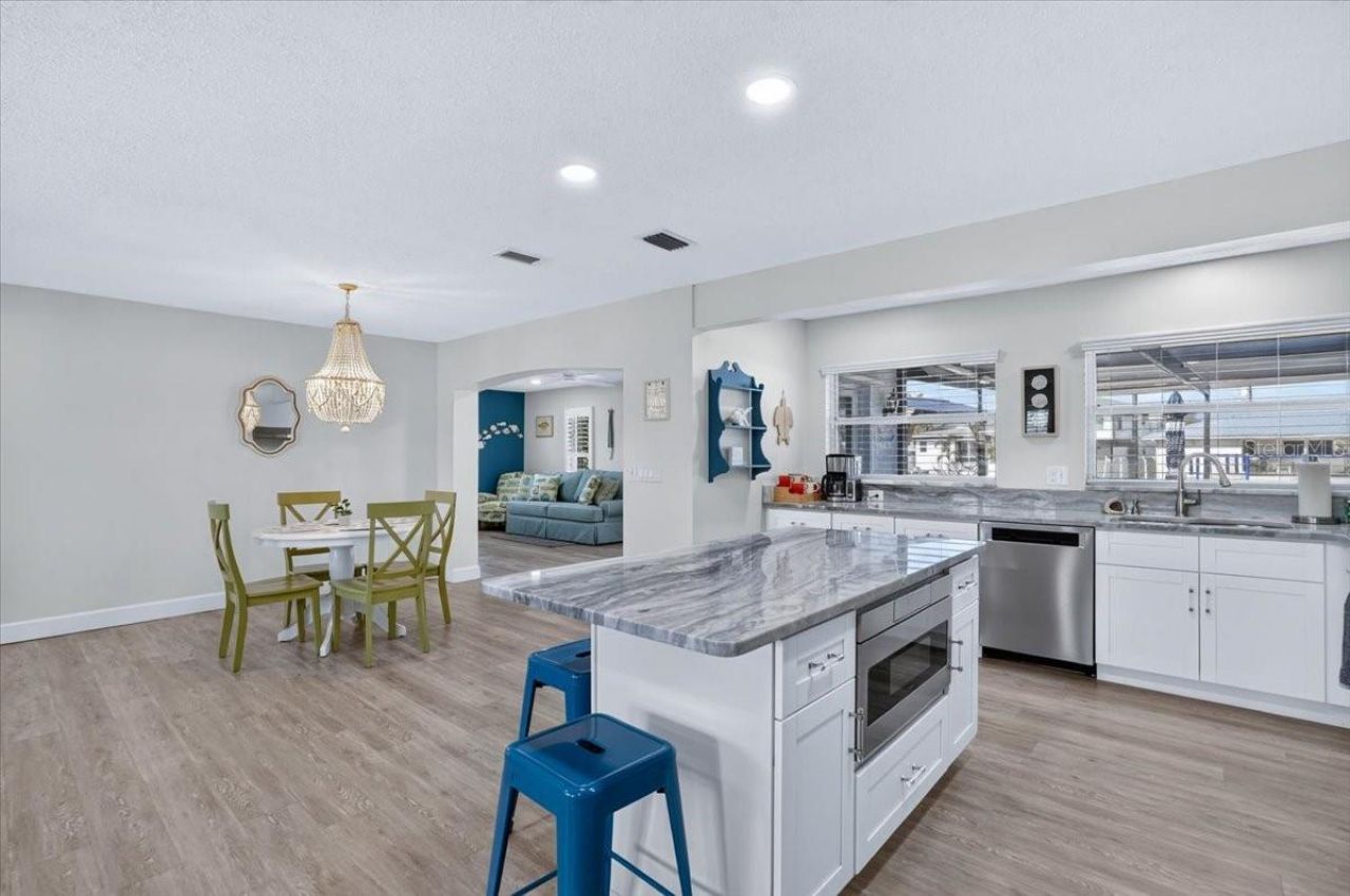 5016 Mangrove Point Road, Bradenton, FL 34210 Photo