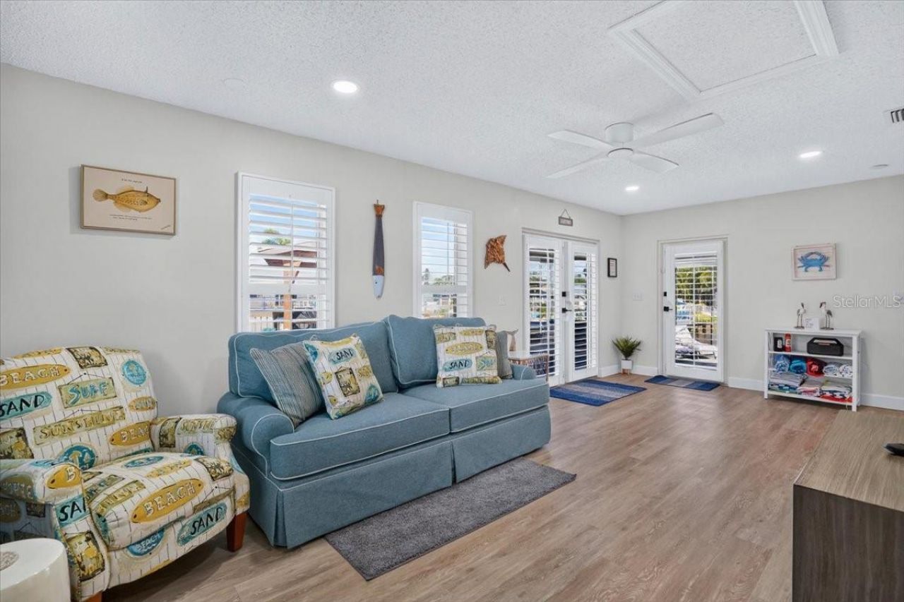 5016 Mangrove Point Road, Bradenton, FL 34210 Photo
