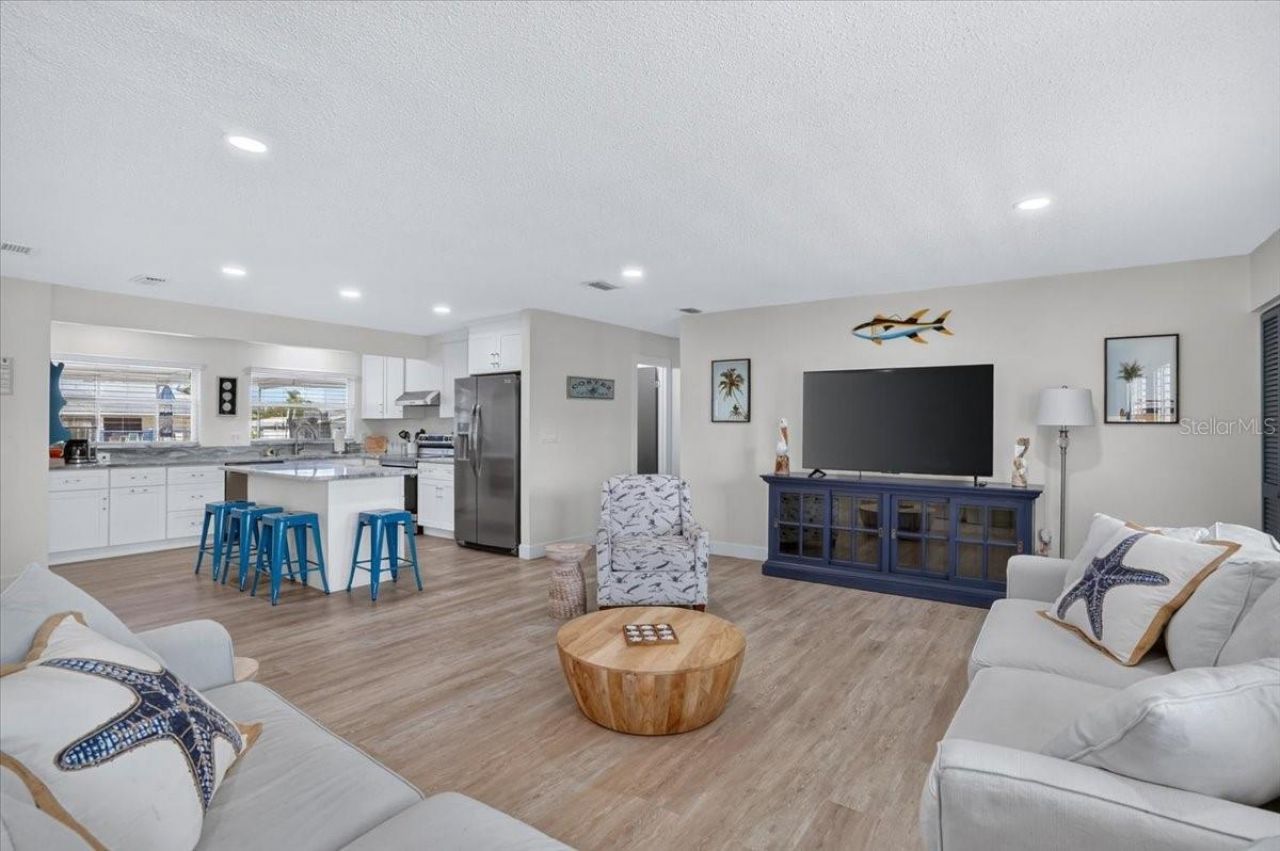 5016 Mangrove Point Road, Bradenton, FL 34210 Photo
