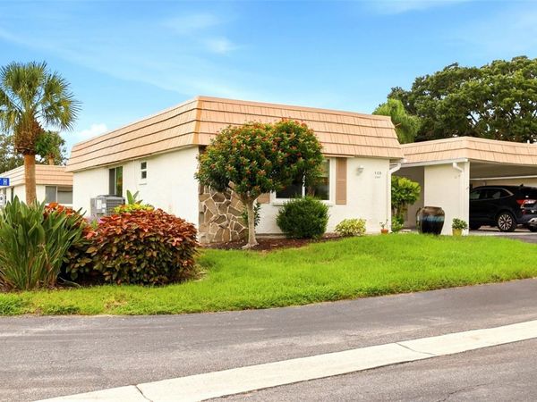2407 RIVERBLUFF PARKWAY , Unit V-226, SARASOTA, FL 34231