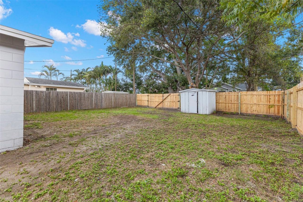 2443 26th Avenue S, Saint Petersburg, FL 33712 Photo