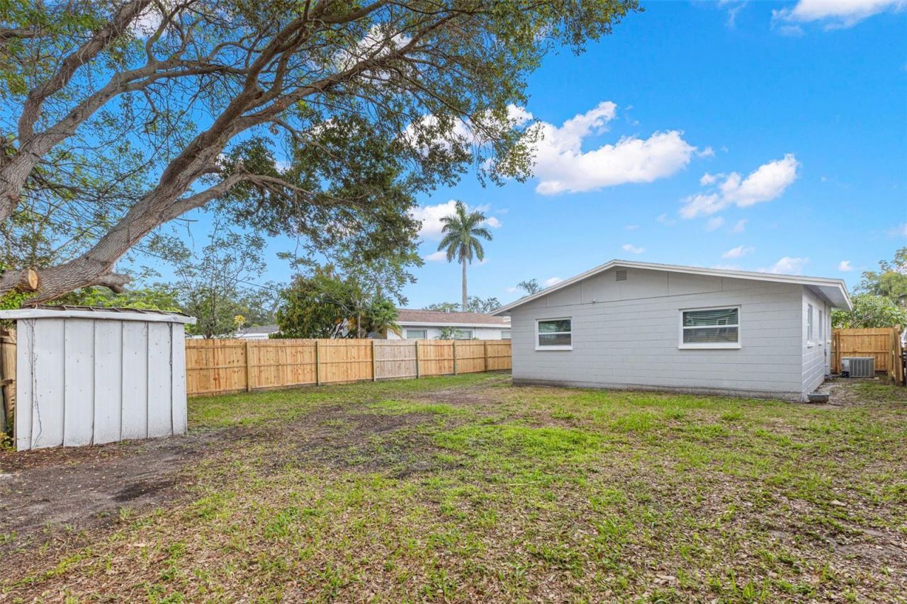2443 26th Avenue S, Saint Petersburg, FL 33712 Photo