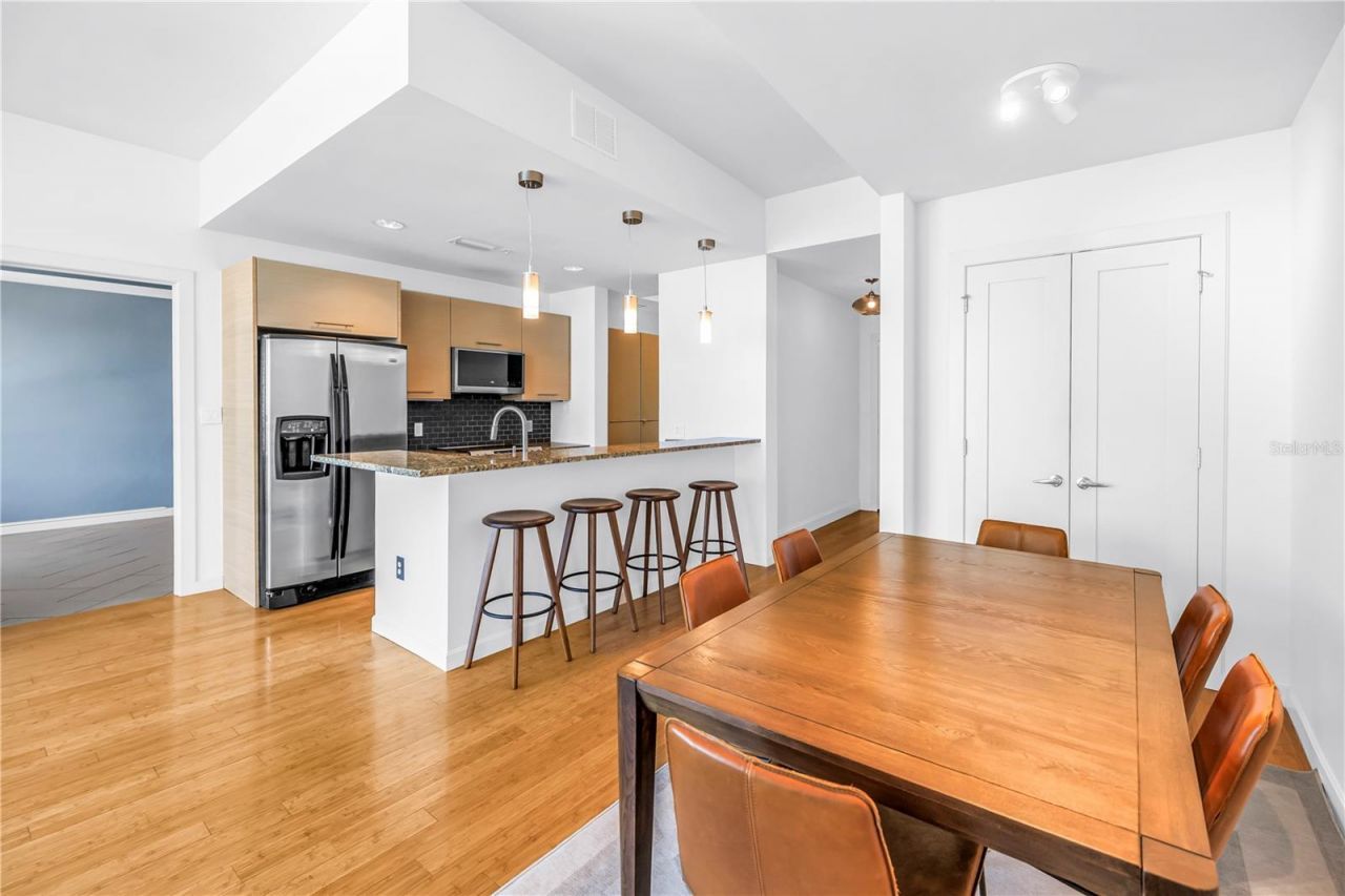400 4th Avenue S, Unit 701, Saint Petersburg, FL 33701 Photo