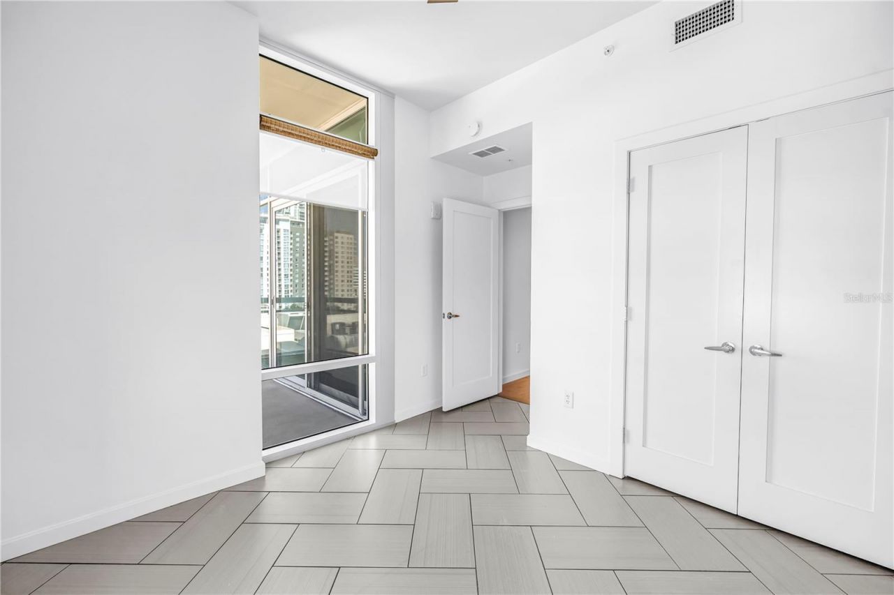 400 4th Avenue S, Unit 701, Saint Petersburg, FL 33701 Photo