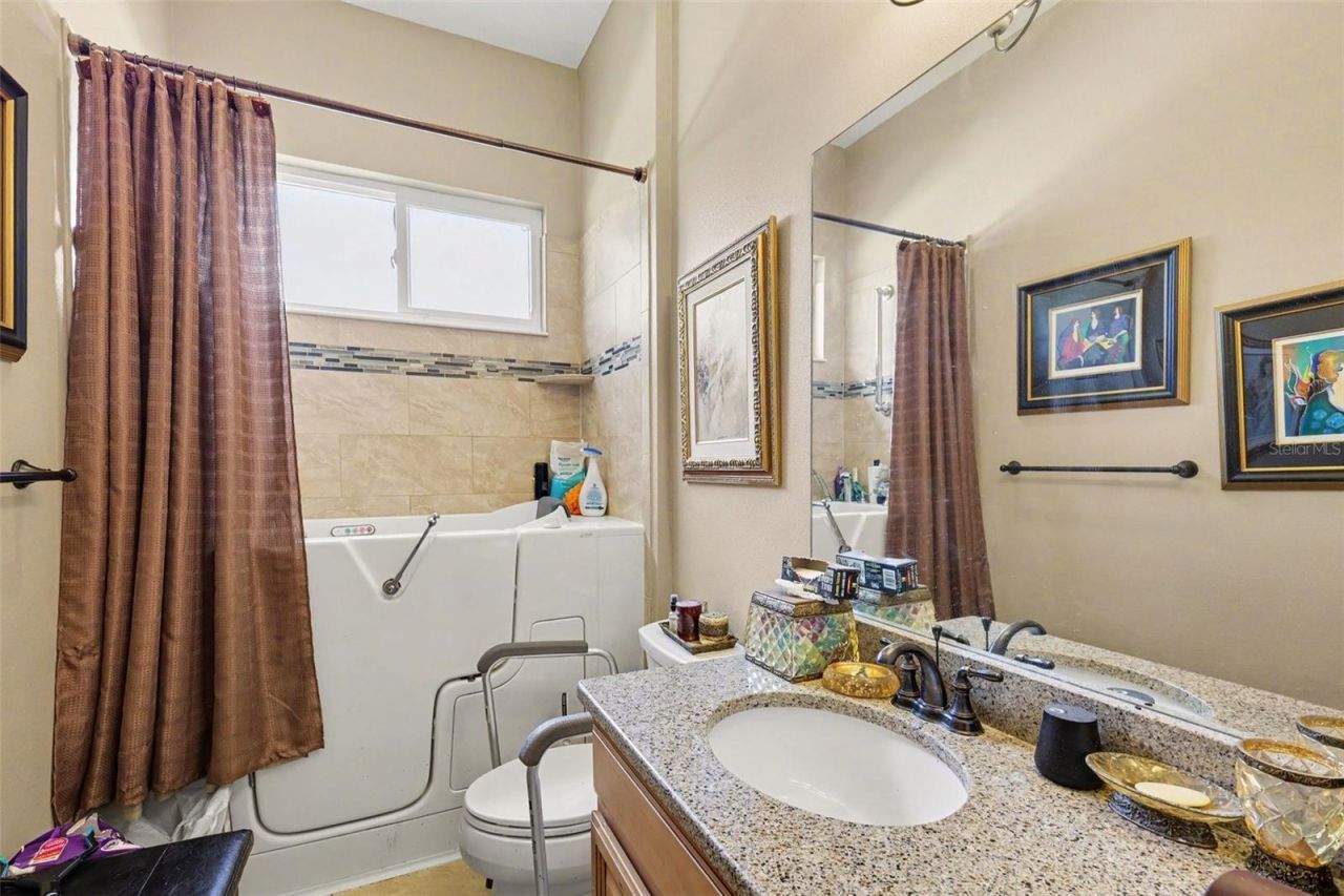 1182 Fiesta Key Cir , Lady Lake, FL 32159 Photo