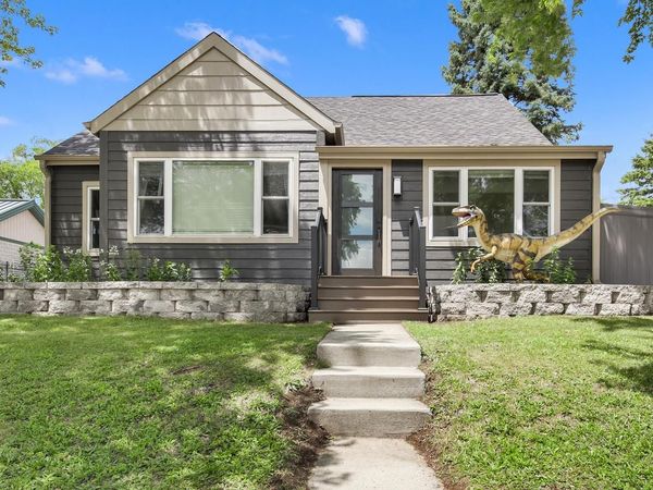 131 Kettle Moraine DRIVE N, Slinger, WI 53086