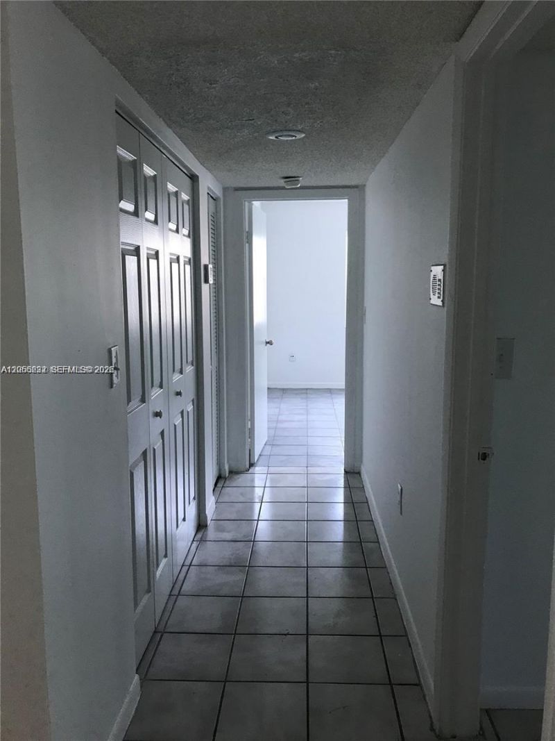 8580 SW 212th St , Unit 307, Cutler Bay, FL 33189 Photo