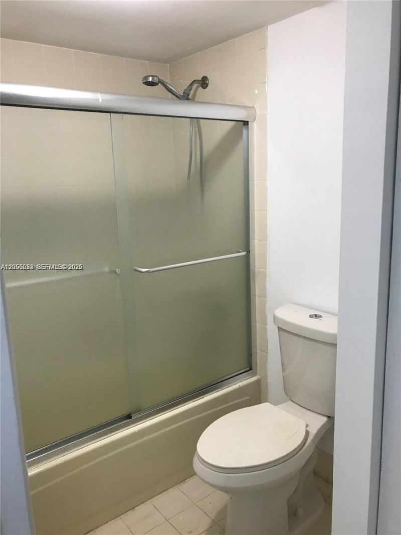 8580 SW 212th St , Unit 307, Cutler Bay, FL 33189 Photo