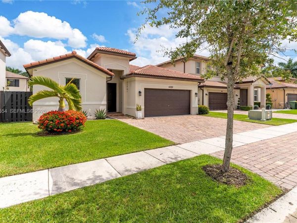 4189 NE 20th St , Homestead, FL 33033
