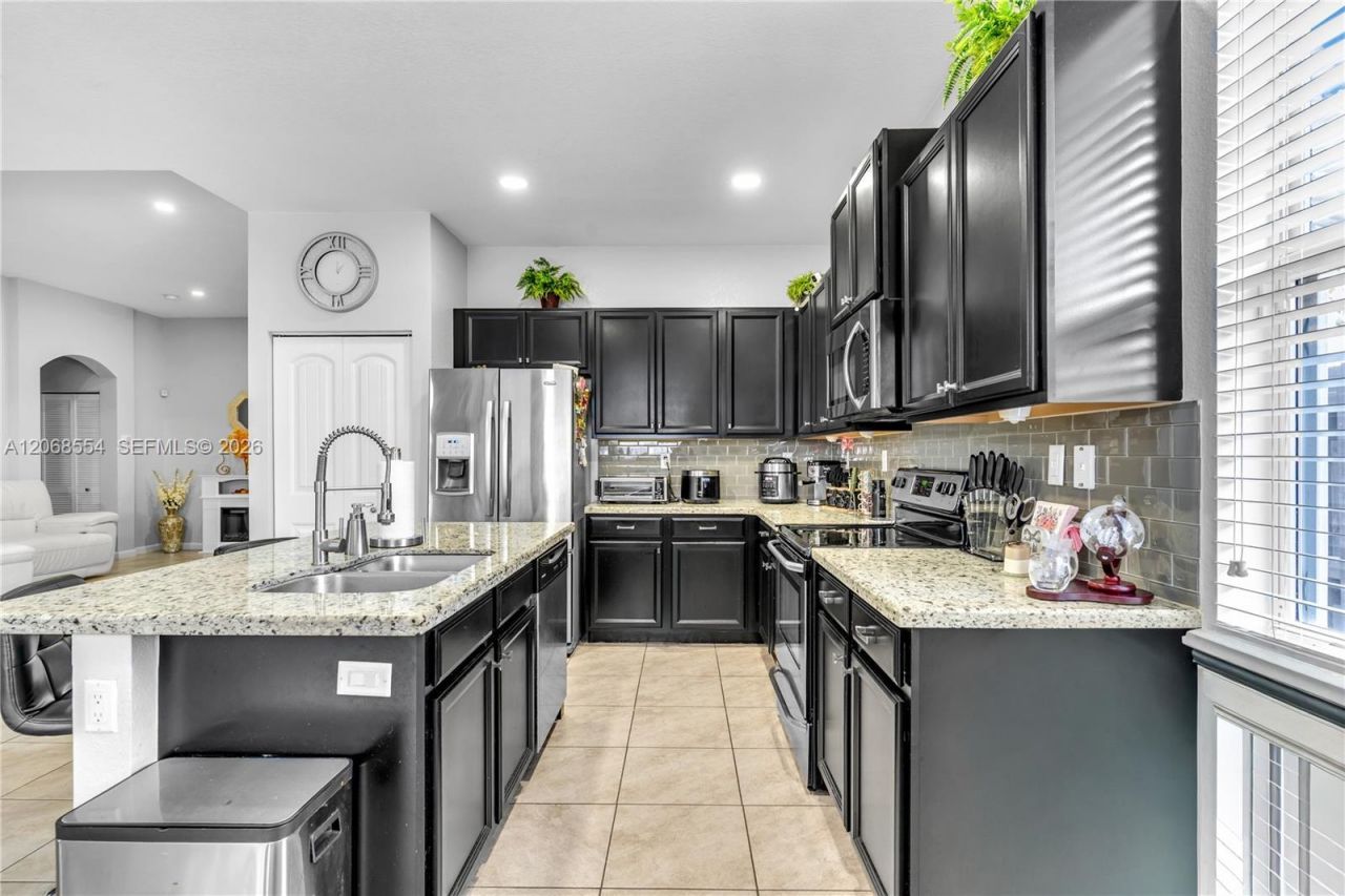 4189 NE 20th St , Homestead, FL 33033 Photo