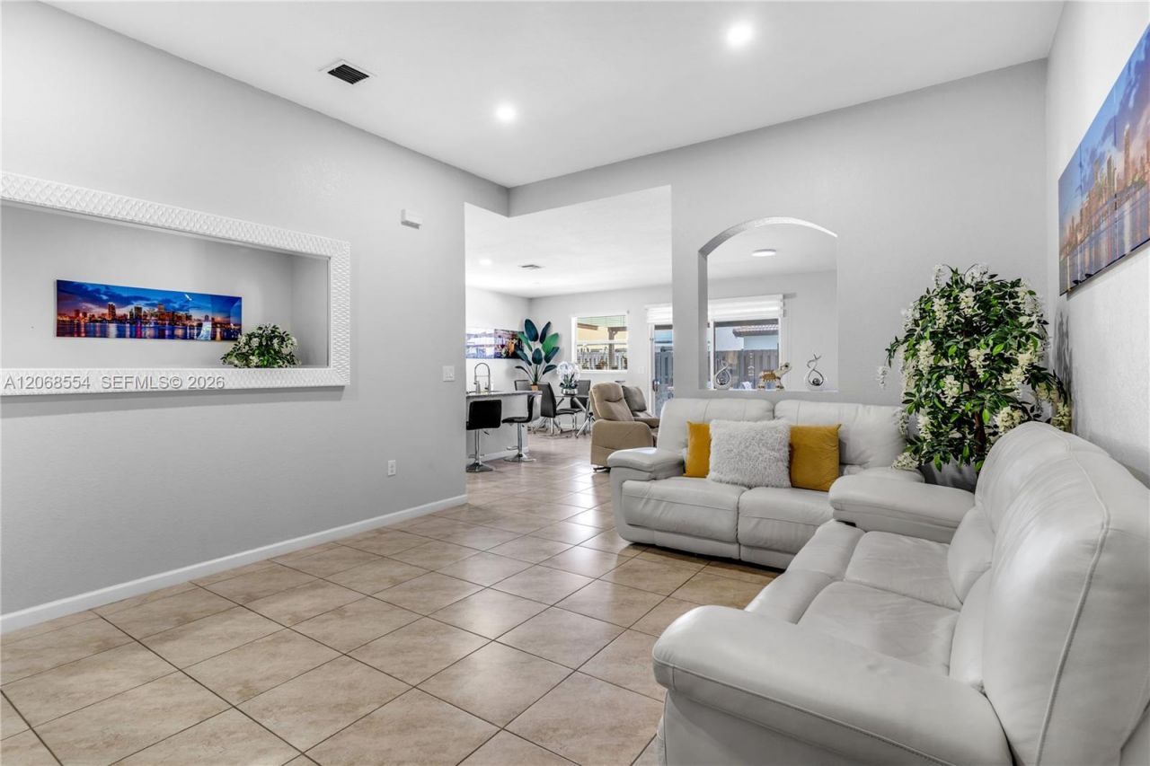 4189 NE 20th St , Homestead, FL 33033 Photo