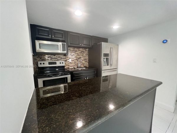 4301 NW South Tamiami Canal Dr , Unit 3-314, Miami, FL 33126