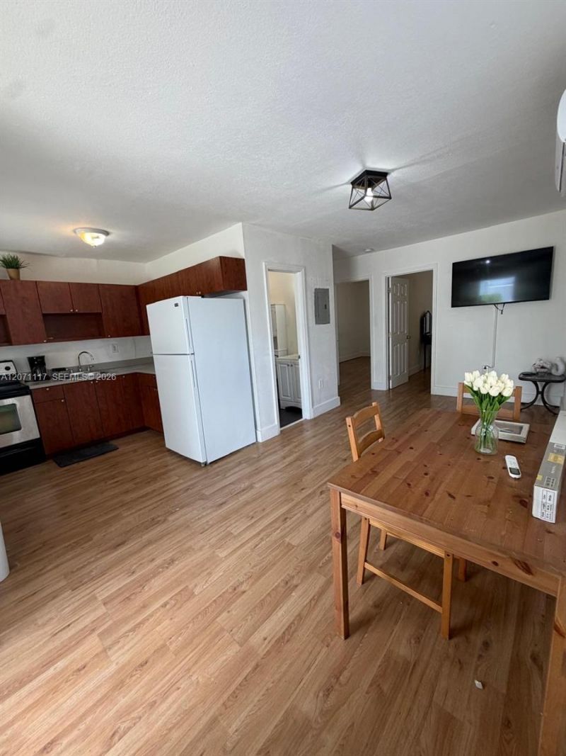 127 NW 47th Ter, Unit 4, Miami, FL 33127 Photo