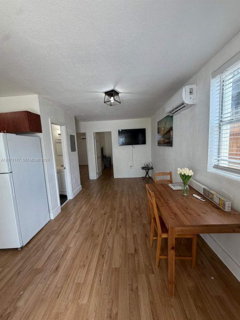 127 NW 47th Ter, Unit 4, Miami, FL 33127 Photo