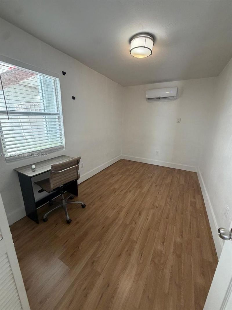 127 NW 47th Ter, Unit 4, Miami, FL 33127 Photo