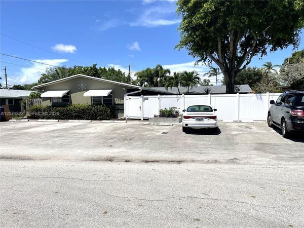225 NW 23rd St , Unit 1, Wilton Manors, FL 33311