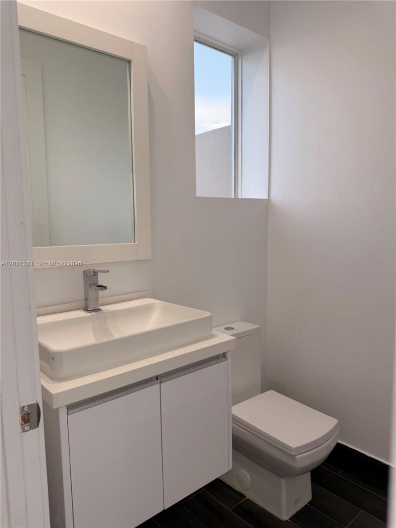 10330 NW 66 St, Unit 10330, Doral, FL 33178 Photo