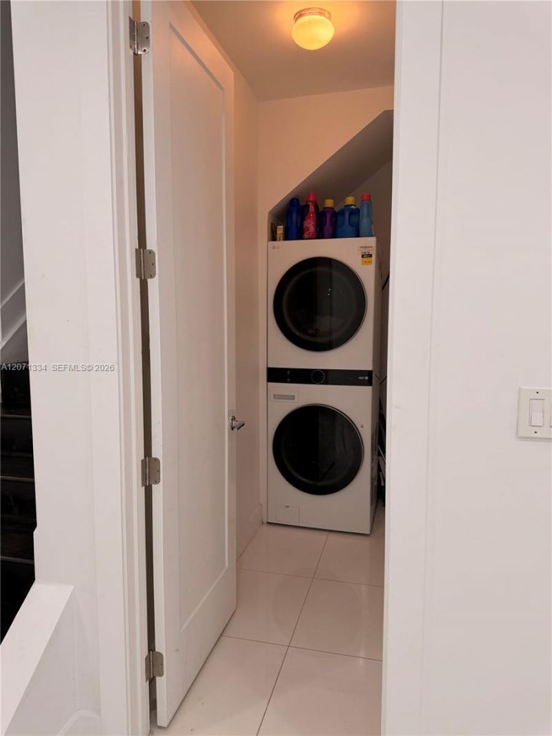 10330 NW 66 St, Unit 10330, Doral, FL 33178 Photo