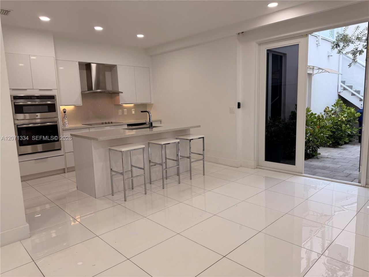 10330 NW 66 St, Unit 10330, Doral, FL 33178 Photo