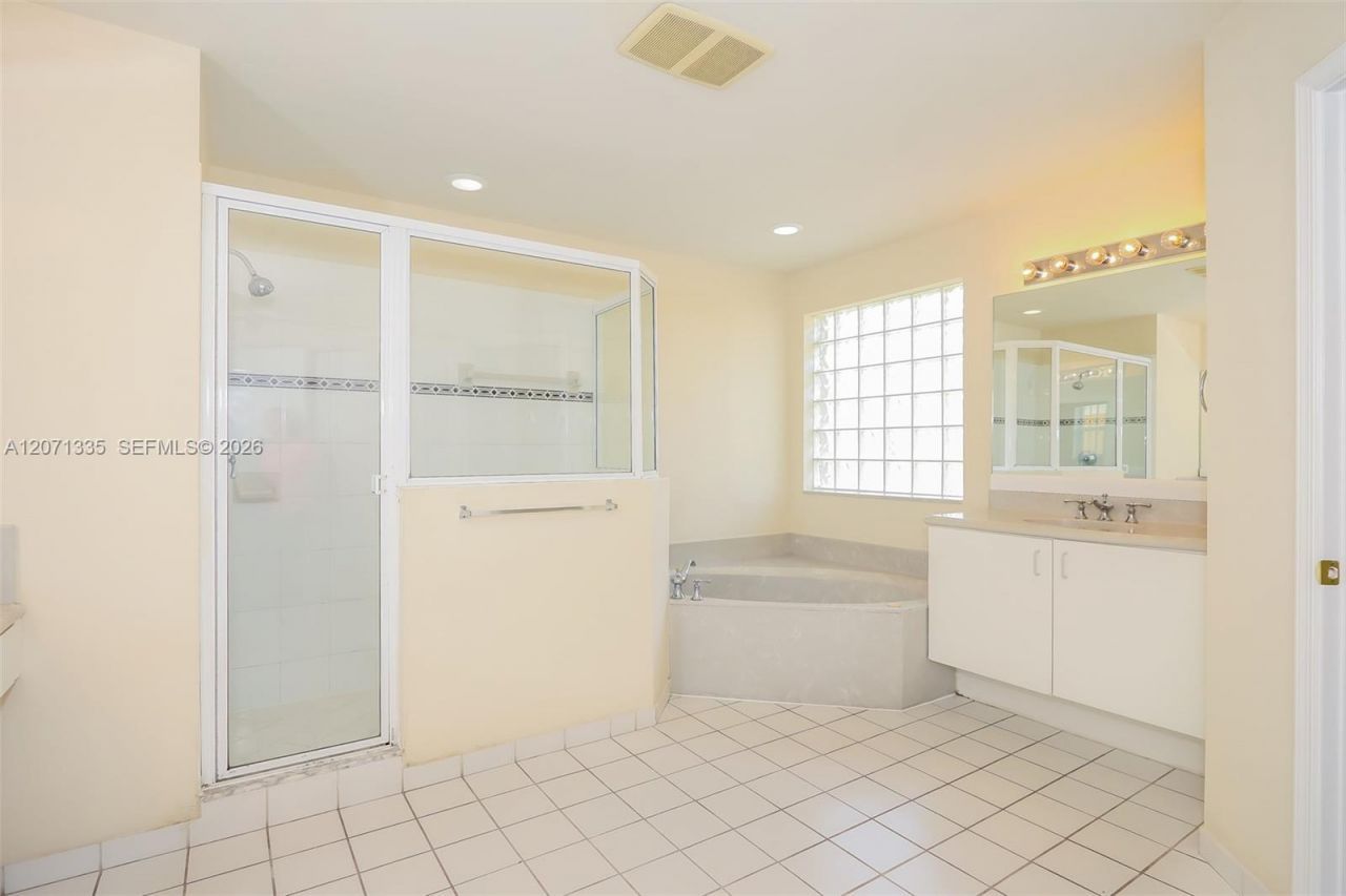 16337 SW 15th St, Pembroke Pines, FL 33027 Photo