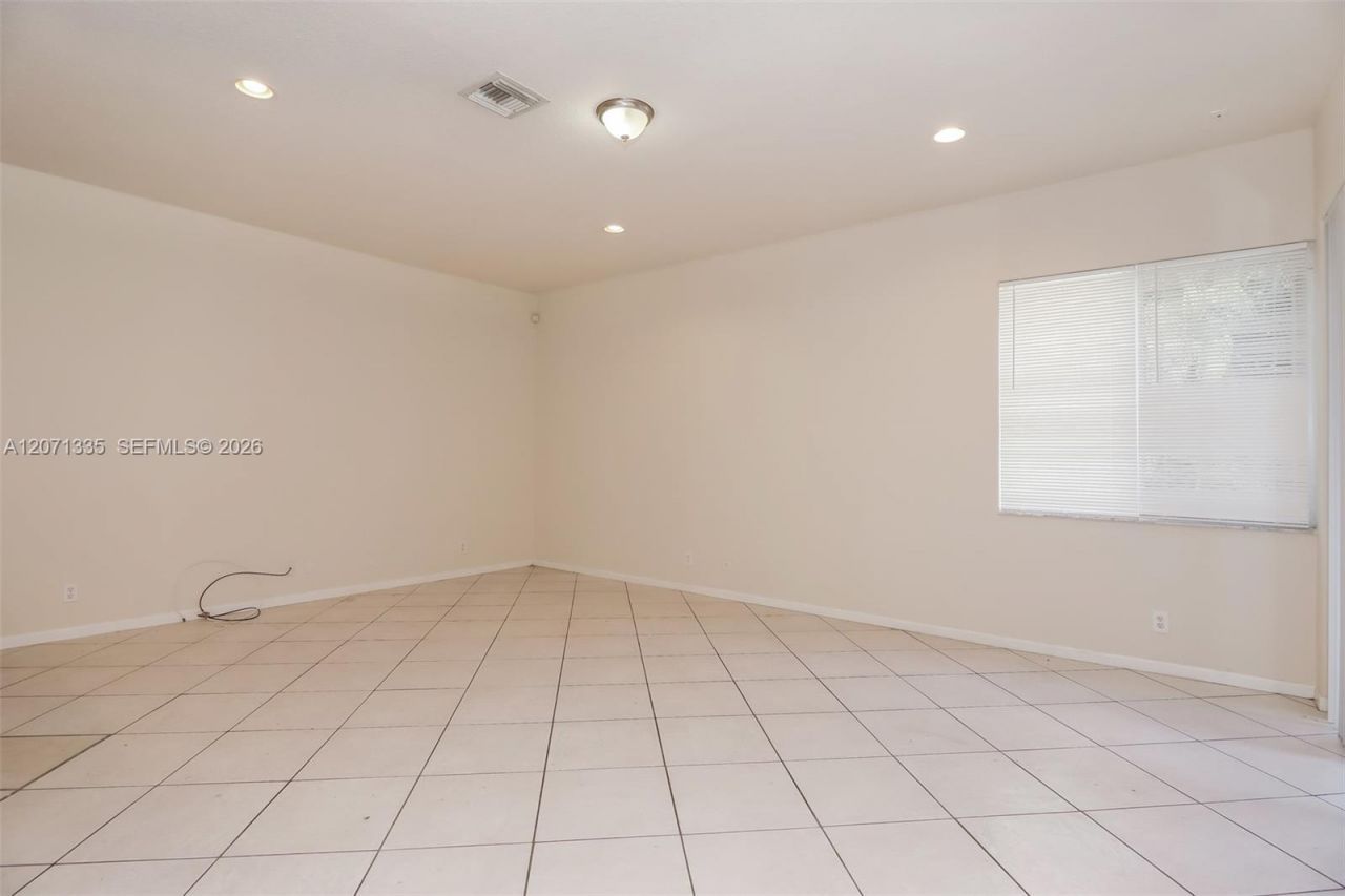 16337 SW 15th St, Pembroke Pines, FL 33027 Photo