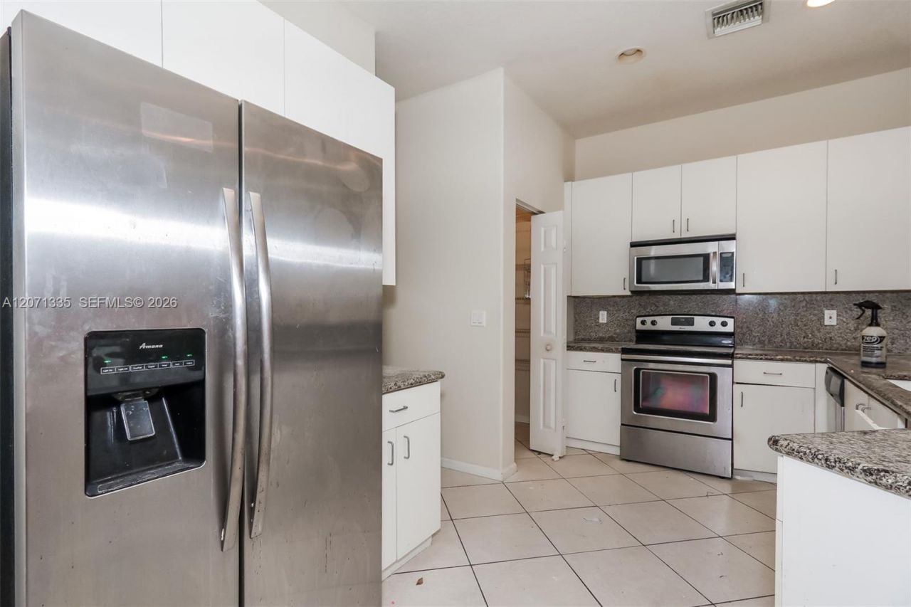 16337 SW 15th St, Pembroke Pines, FL 33027 Photo