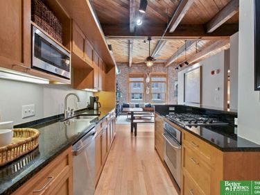 105 S 9th Street, Unit 413, Omaha, NE 68102