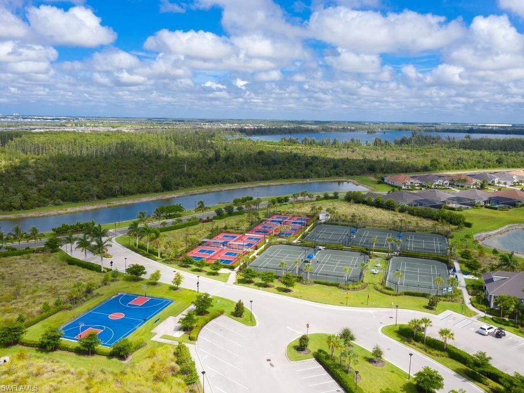 19125 Aqua Shore Dr , Estero, FL 33913 Photo
