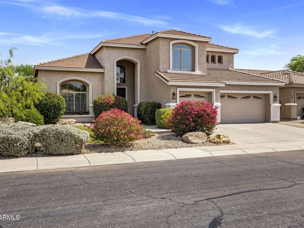 4718 E VIA MONTOYA Drive, Phoenix, AZ 85050