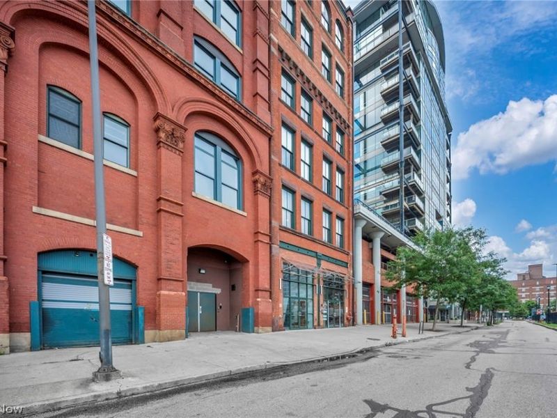 635 W Lakeside Avenue, Unit 600, Cleveland, OH 44113 Photo 2