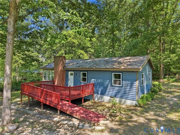7 Lakeside Drive Extension , Columbia, VA 23038