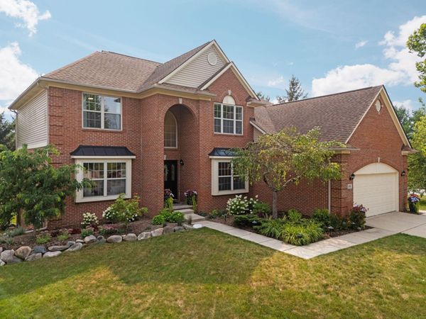 691 Park Lane Road, Chelsea, MI 48118