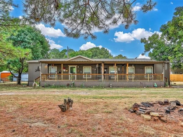 256 Newcastle Drive, Gordonville, TX 76245