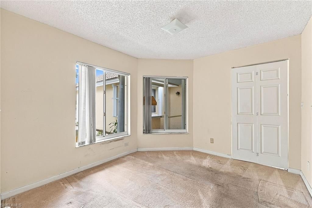 6022 Westbourgh Dr, Naples, FL 34112 Photo