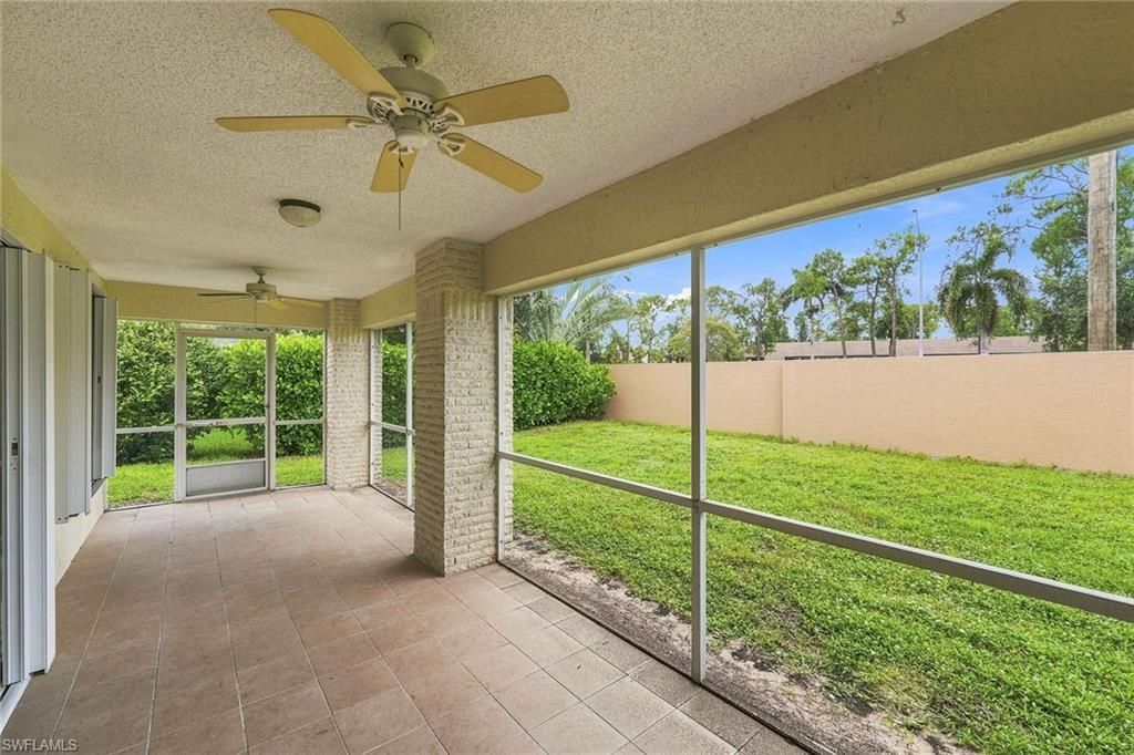 6022 Westbourgh Dr, Naples, FL 34112 Photo
