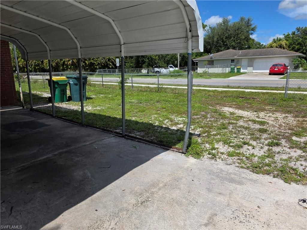 615 New Market Rd W, Immokalee, FL 34142 Photo