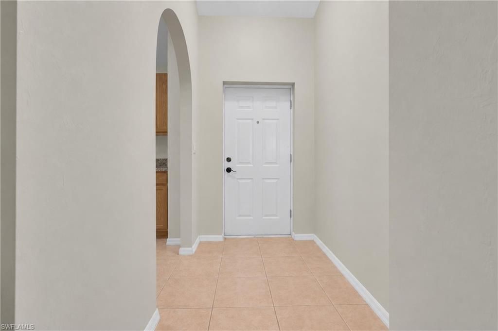 2261 Somerset Ridge Dr, Unit 203, Lehigh Acres, FL 33973 Photo