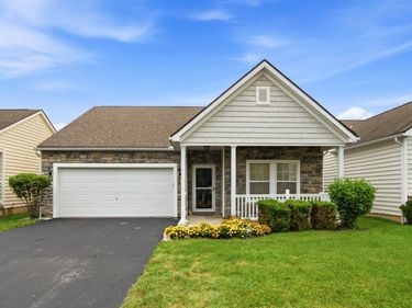 4016 REDROYAL Avenue , Columbus, OH 43230